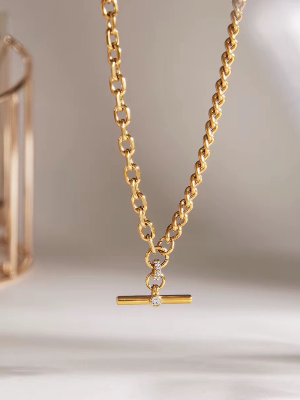 18K Gold Plated Chunky T-Bar Necklace - Picture 7 of 9
